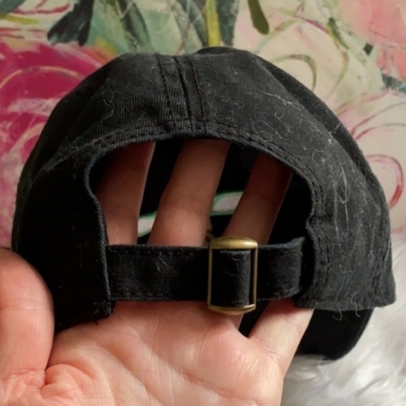 Star Wars The Mandalorian The Child Embroidered Black Cap Hat Ages 14+ OSFM EUC - Picture 3 of 6